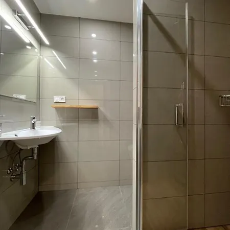 فندق Hotel Pastviny Pastviny