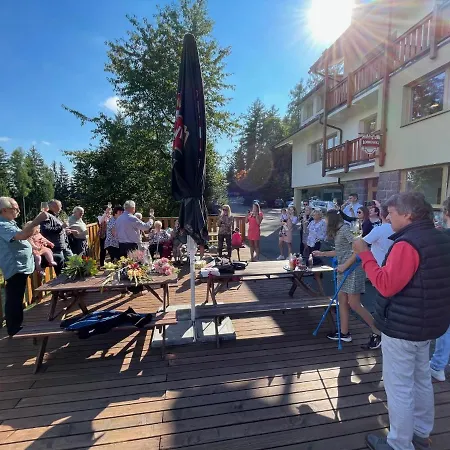 Hotel Pastviny فندق