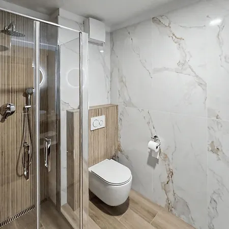 Отель Wellness Apartmany Pastviny *